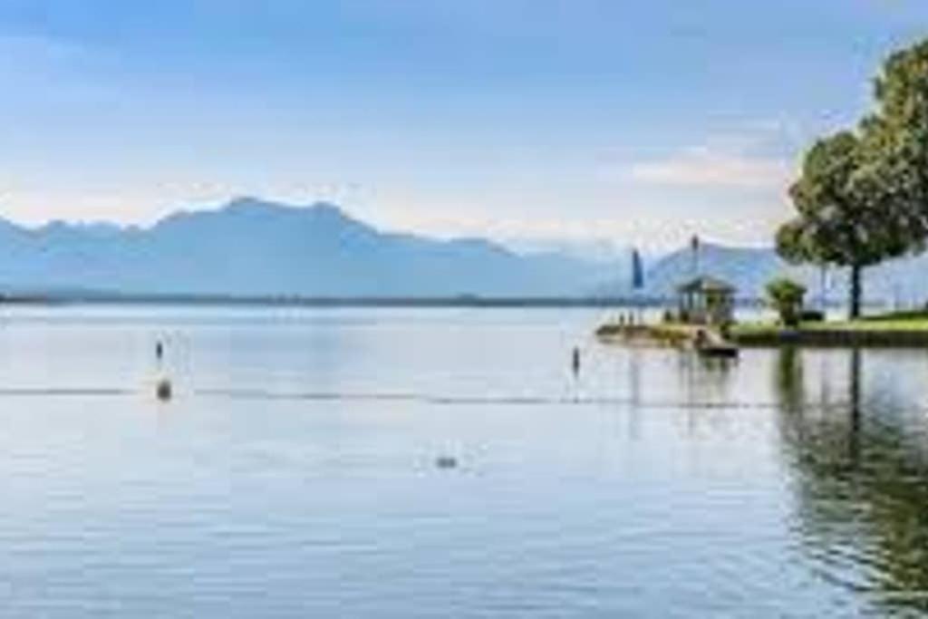 Spacious Roof Top Maisonett Apartment In Prien At Lake Chiemsee Kültér fotó
